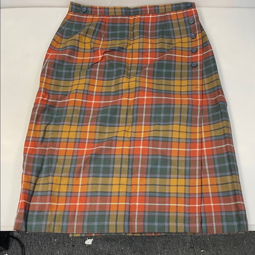 Mc Arthur of Scotland Plaid Button-Detail Skirt - Multicolor I would say size 10